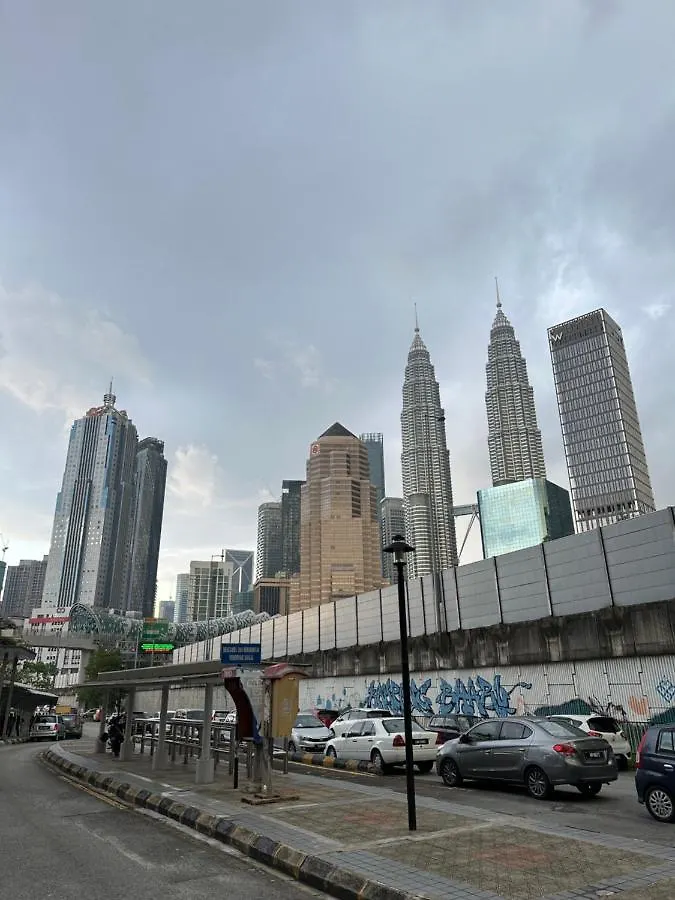 Klcc Kampung Baru Cottage - Homestay Kuala Lumpur Apartament